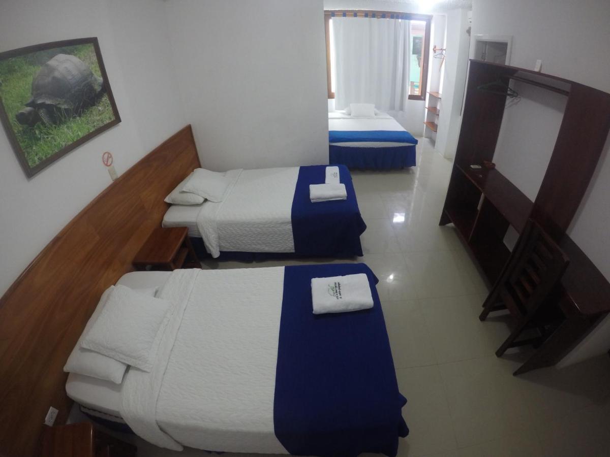 Hotel La Gran Tortuga - ᯤ Starlink Puerto Villamil Exterior foto
