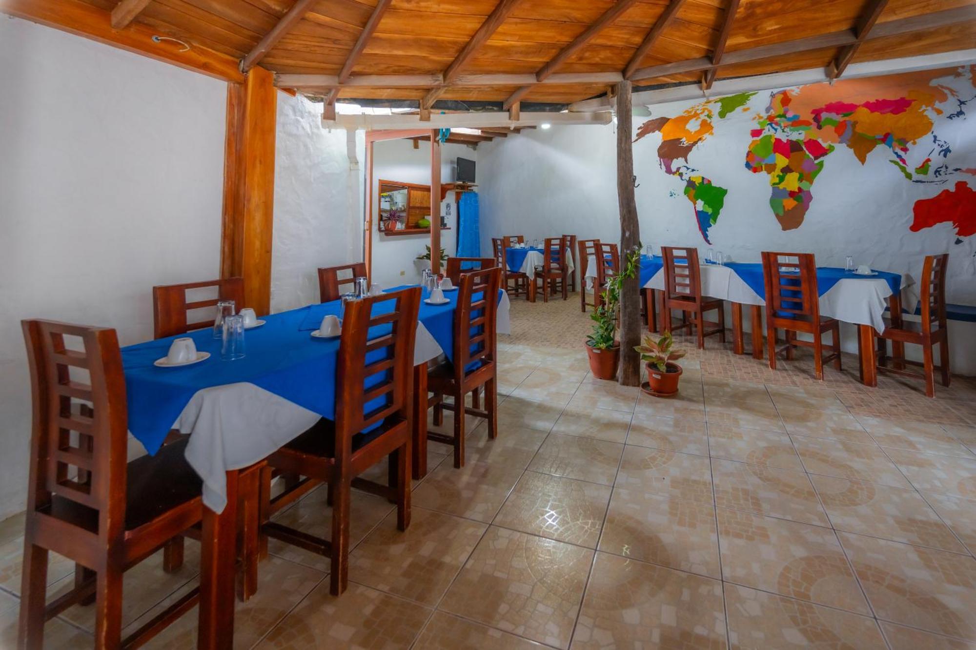 Hotel La Gran Tortuga - ᯤ Starlink Puerto Villamil Exterior foto