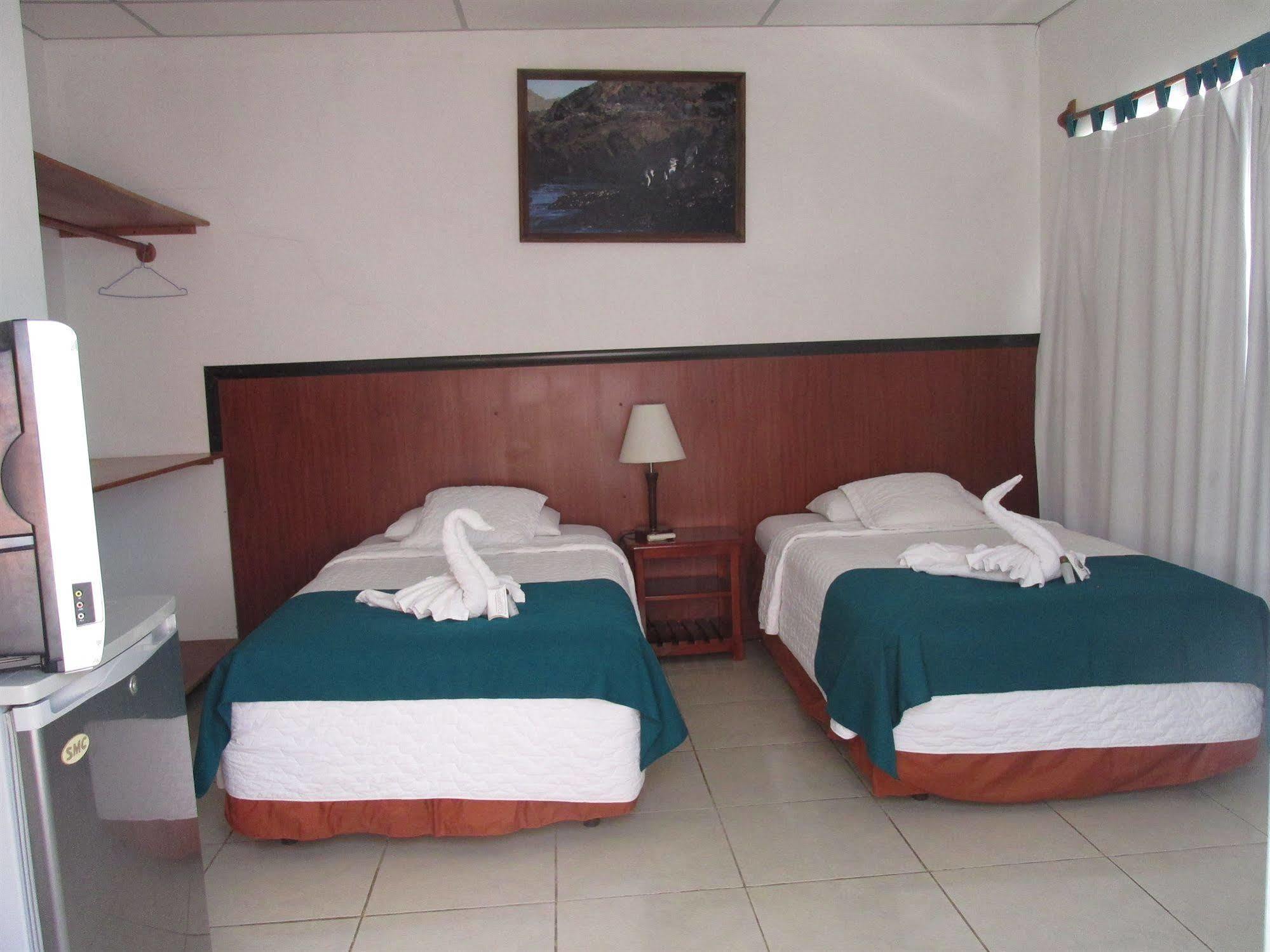 Hotel La Gran Tortuga - ᯤ Starlink Puerto Villamil Exterior foto