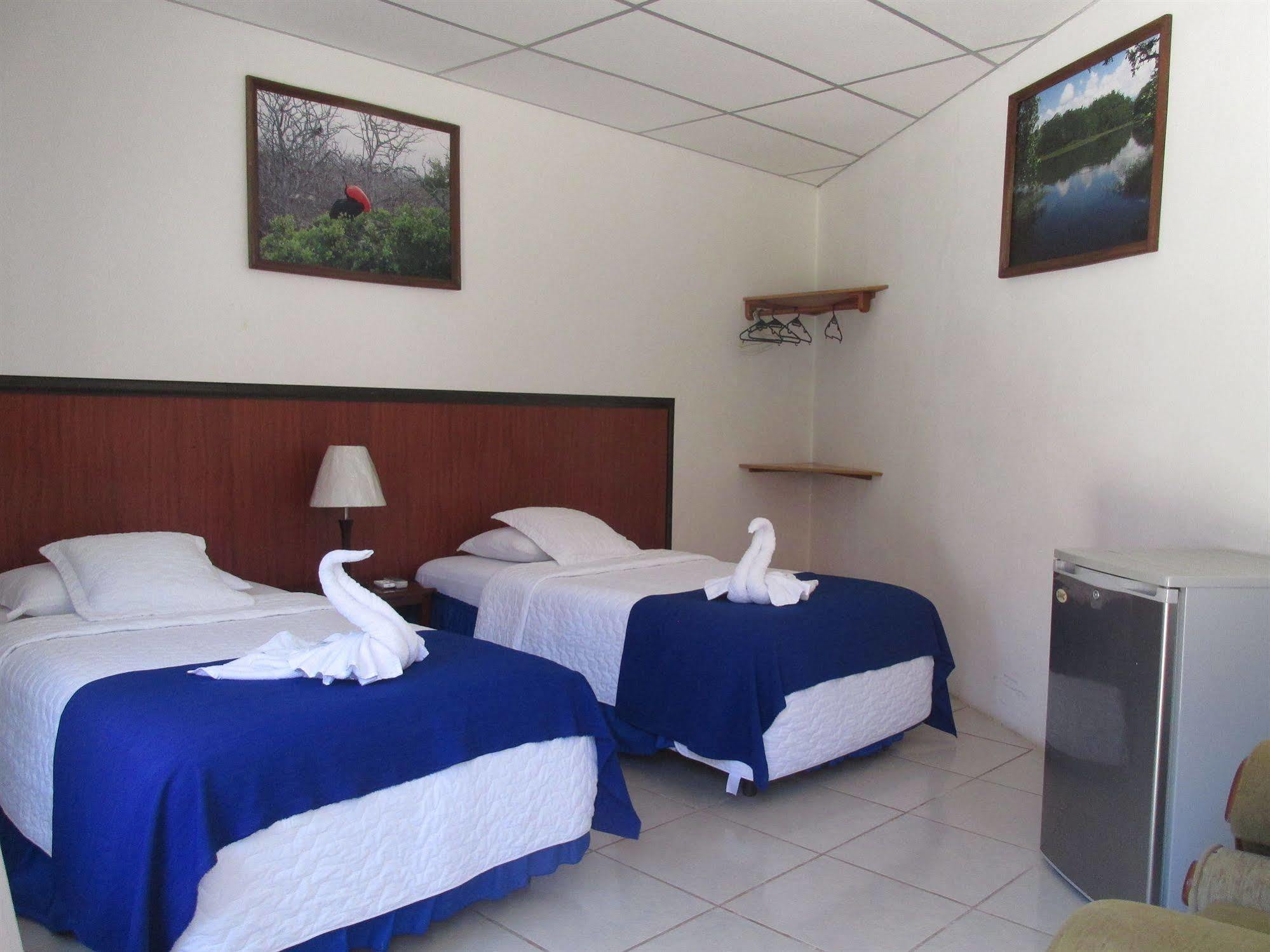 Hotel La Gran Tortuga - ᯤ Starlink Puerto Villamil Exterior foto