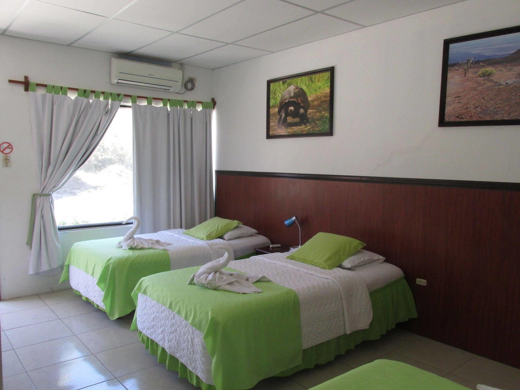 Hotel La Gran Tortuga - ᯤ Starlink Puerto Villamil Exterior foto